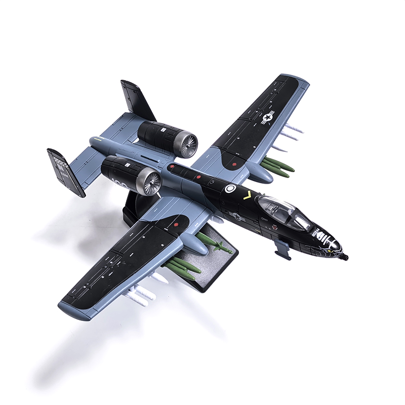 Model Airplane Plastic - 1:72 現代 DIY 組み立てブロックモデル Su-25 A10